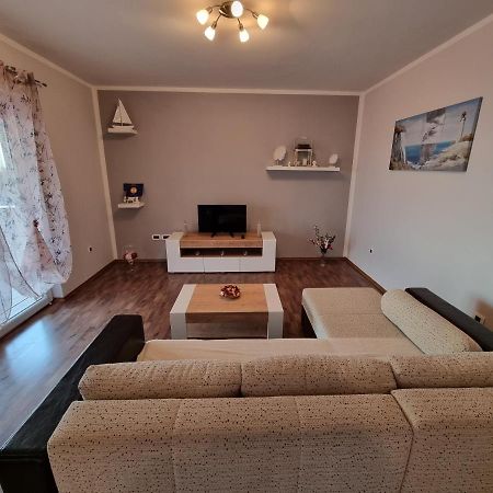 Apartments Vukic Цриквениця Екстер'єр фото
