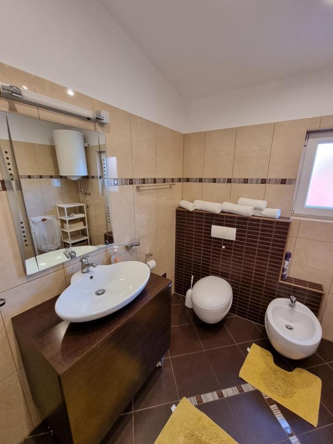 Apartments Vukic Цриквениця Екстер'єр фото